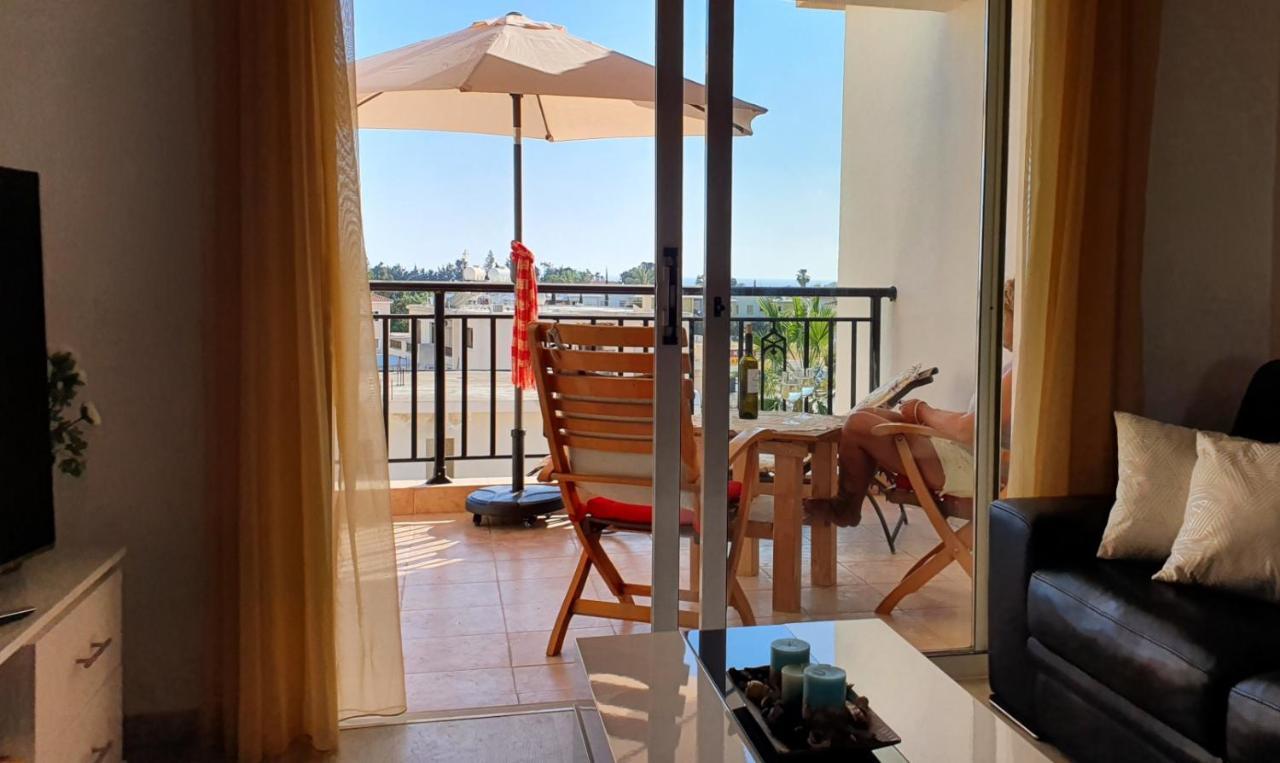 Petras Cozy Nest, 1-Bedroom Apt., Paphos-Universal Экстерьер фото